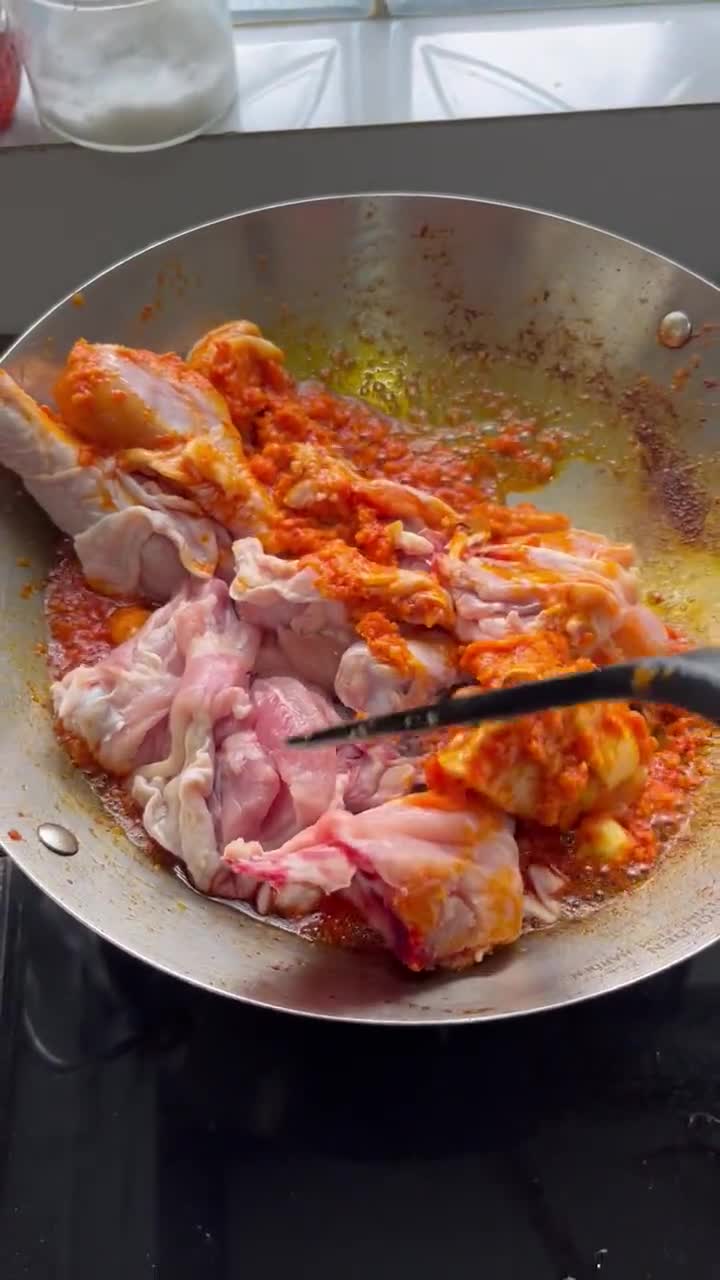 Foto langkah ke 3 dari resep Ayam Masak Habang.