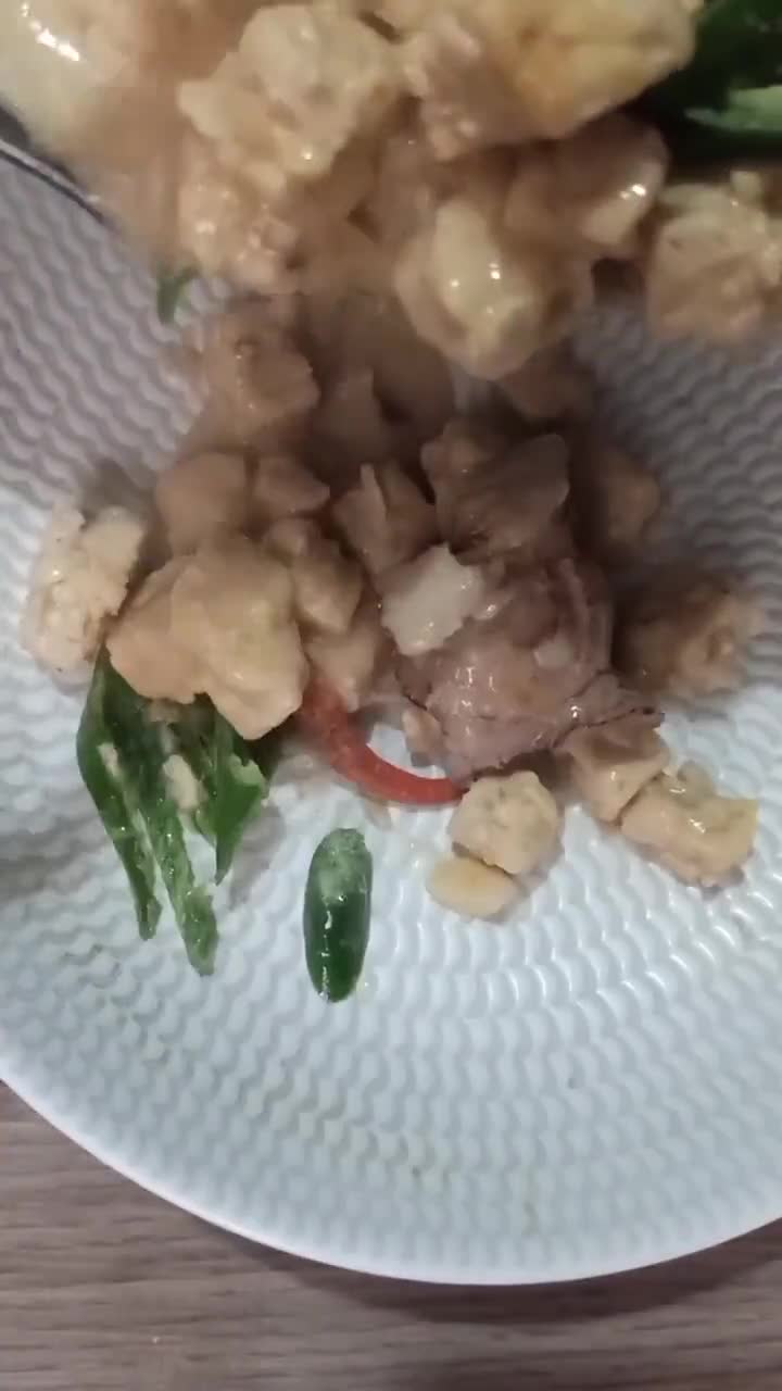Foto langkah ke 4 dari resep Oseng Tempe Kuah Santan.