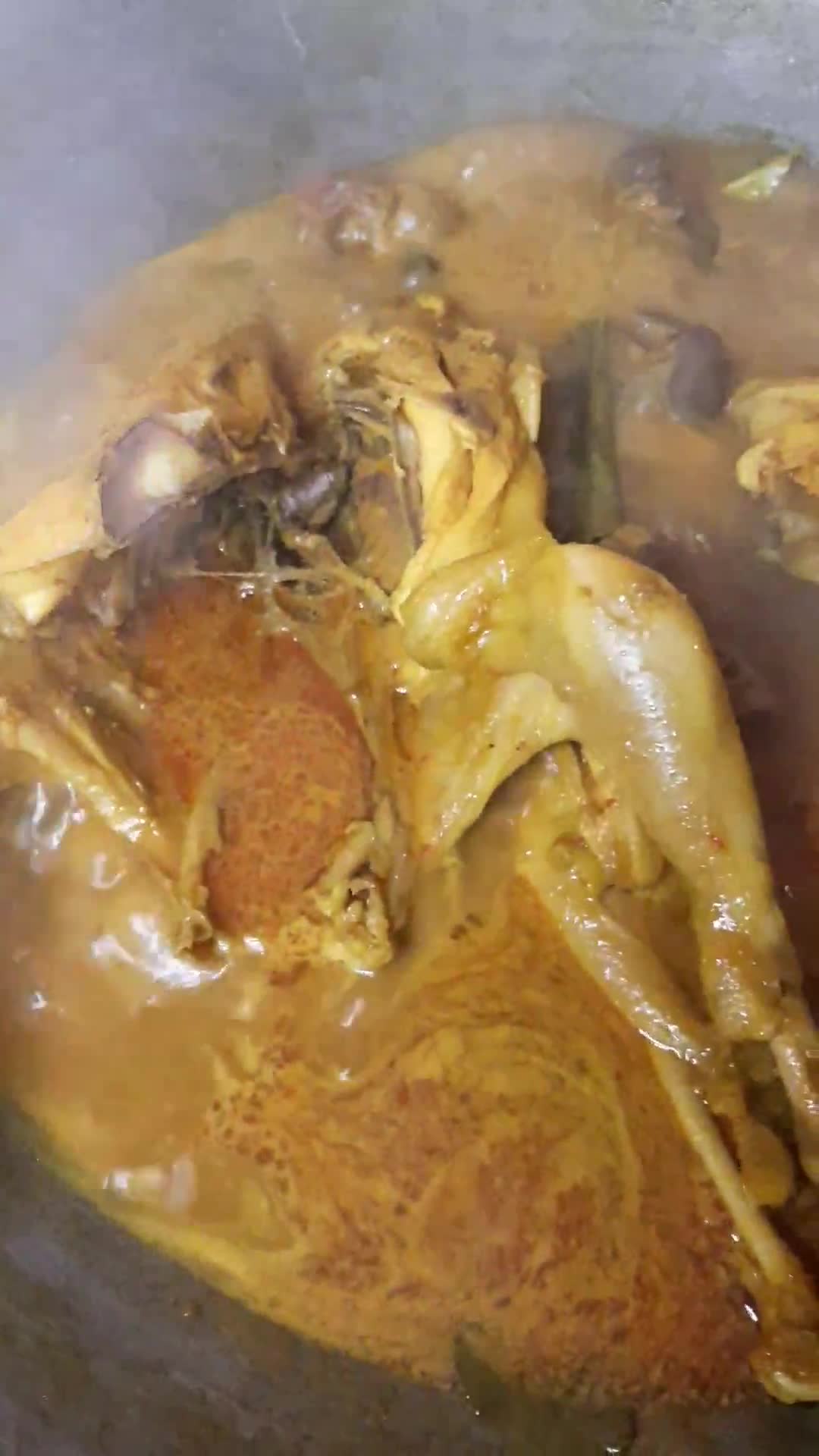 Foto langkah ke 4 dari resep Ayam Pedas Kuah Daun Bawang.