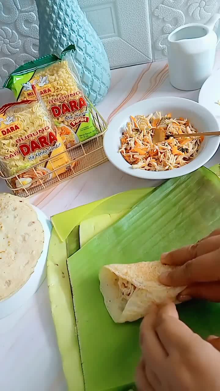 Foto langkah ke 4 dari resep Bongko Mentuk Mie.