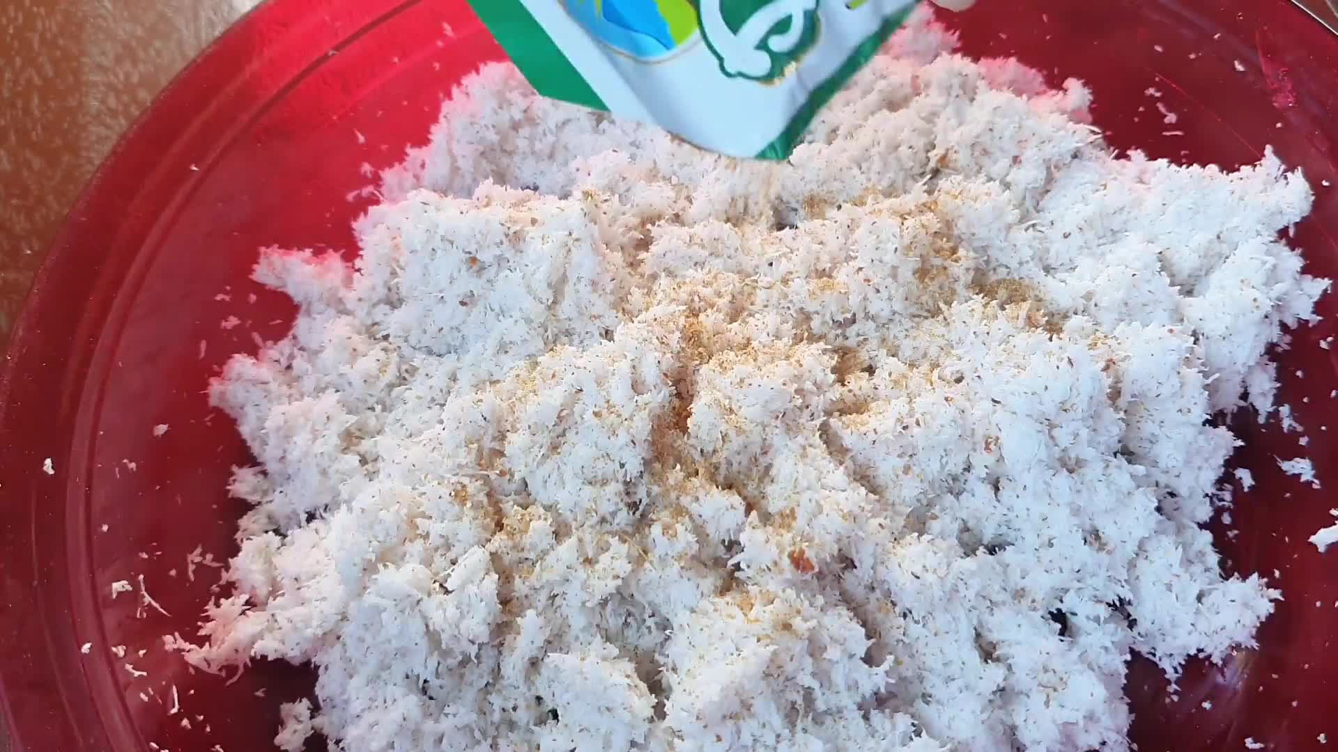 Foto langkah ke 2 dari resep Boh Manok U (Perkedel Kelapa) Khas Aceh.