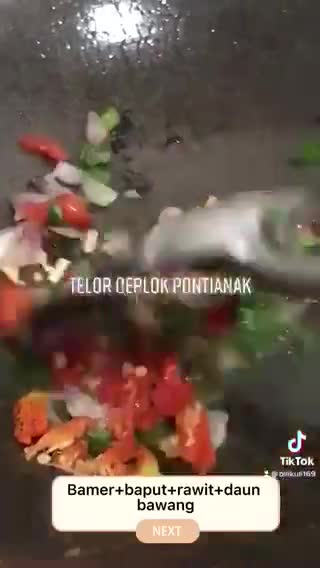 Foto langkah ke 2 dari resep Telor ceplok khas pontianak.