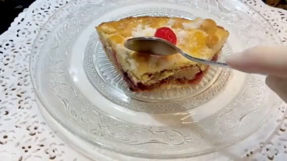Foto del paso 22 de la receta: Pastel de cerezas con mazapán