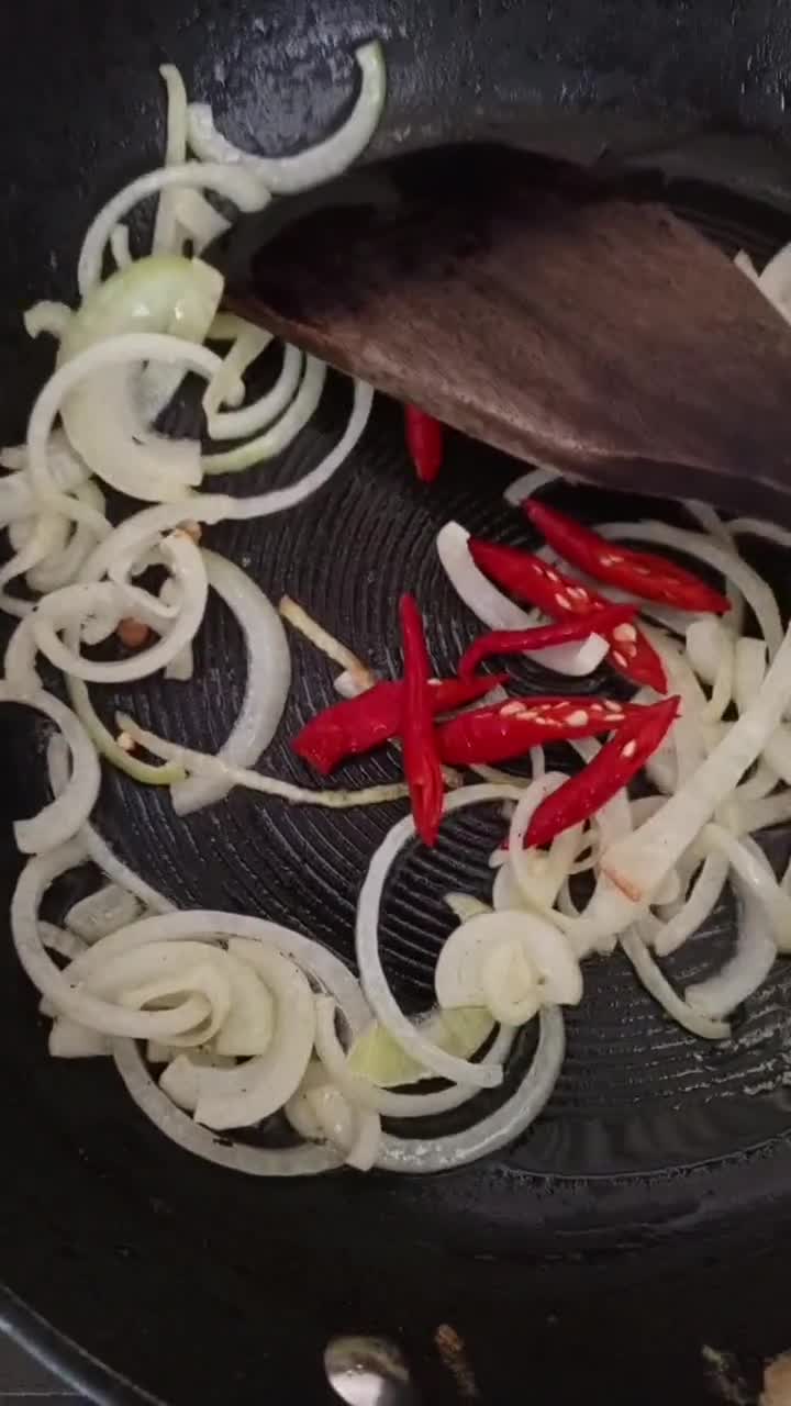 Foto langkah ke 4 dari resep Brokoli Tumis.