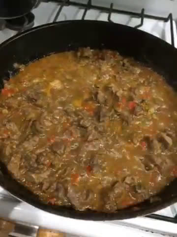 Foto del paso 5 de la receta: Empanadas de carne cortada a 🔪