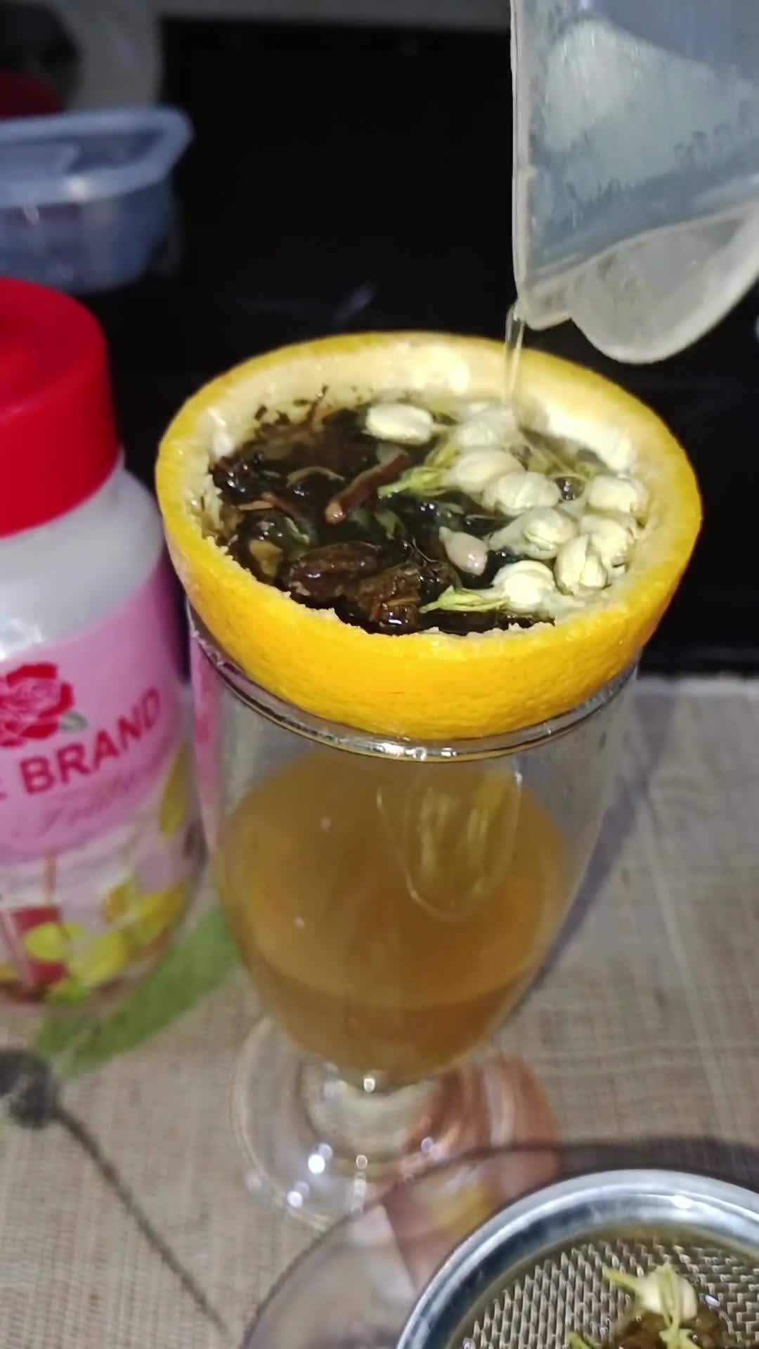Foto langkah ke 6 dari resep Orange Jasmine Tea.