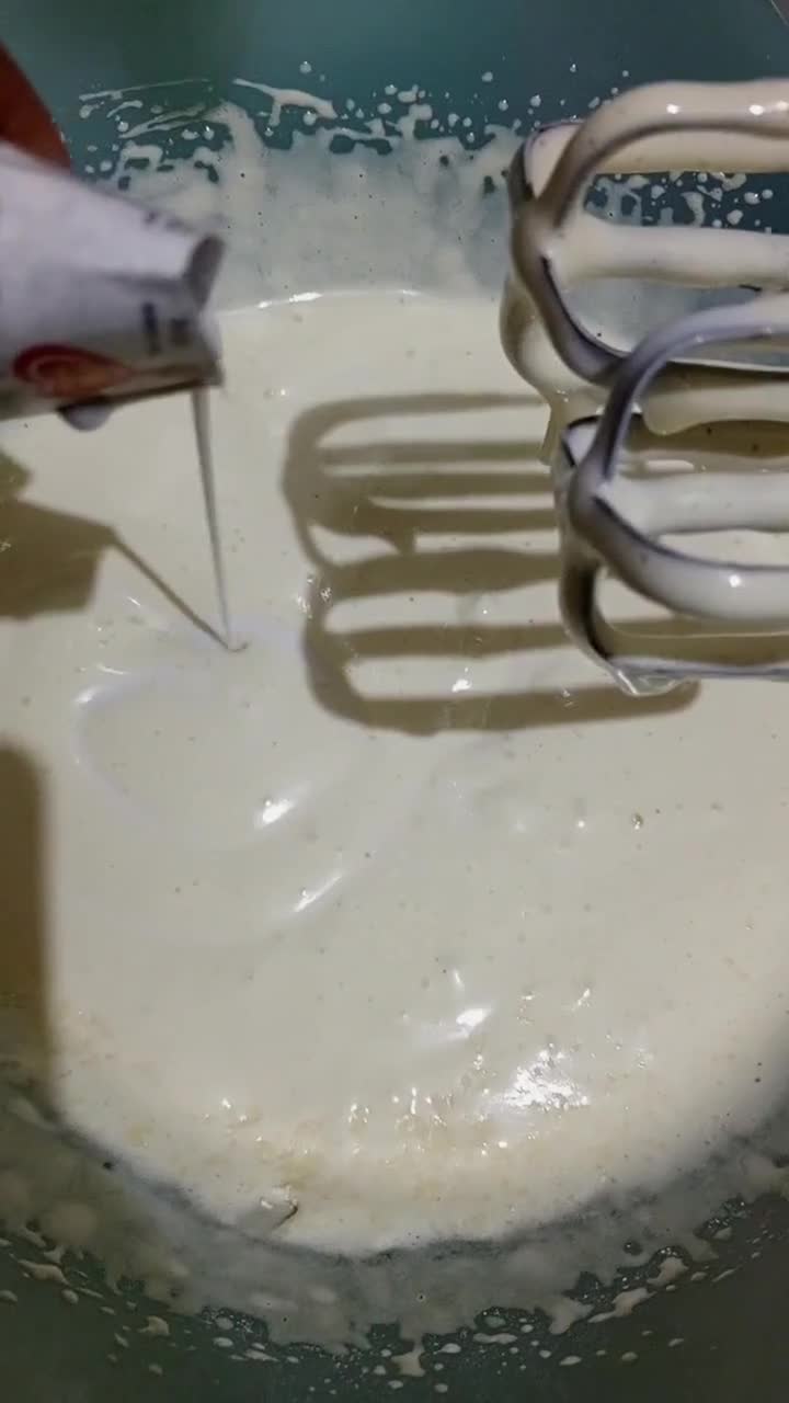 Foto langkah ke 3 dari resep Tiramisu Boba Dessert Box.