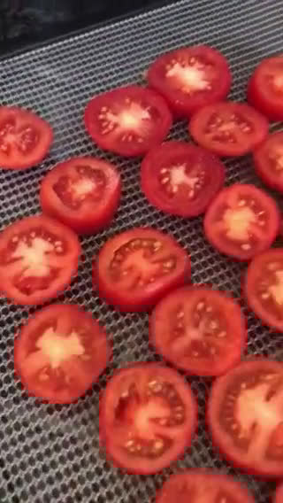 Foto langkah ke 1 dari resep Dried Tomatoes 🍅.