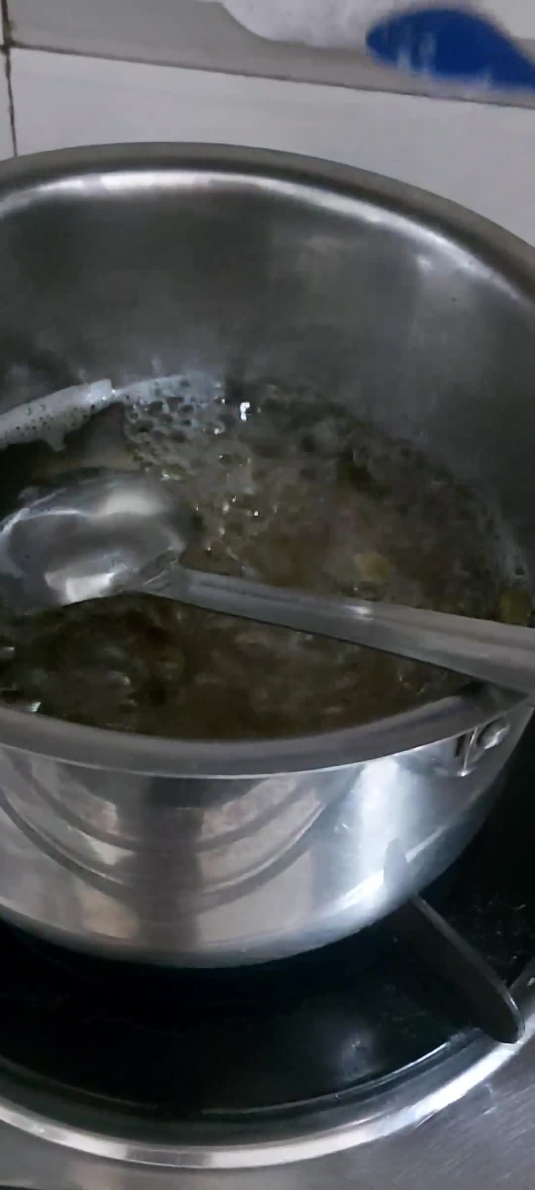 तीज स्पेशल मावा घेवर (Teej Special mawa ghevar recipe in hindi) रेसिपी चरण 3 फोटो