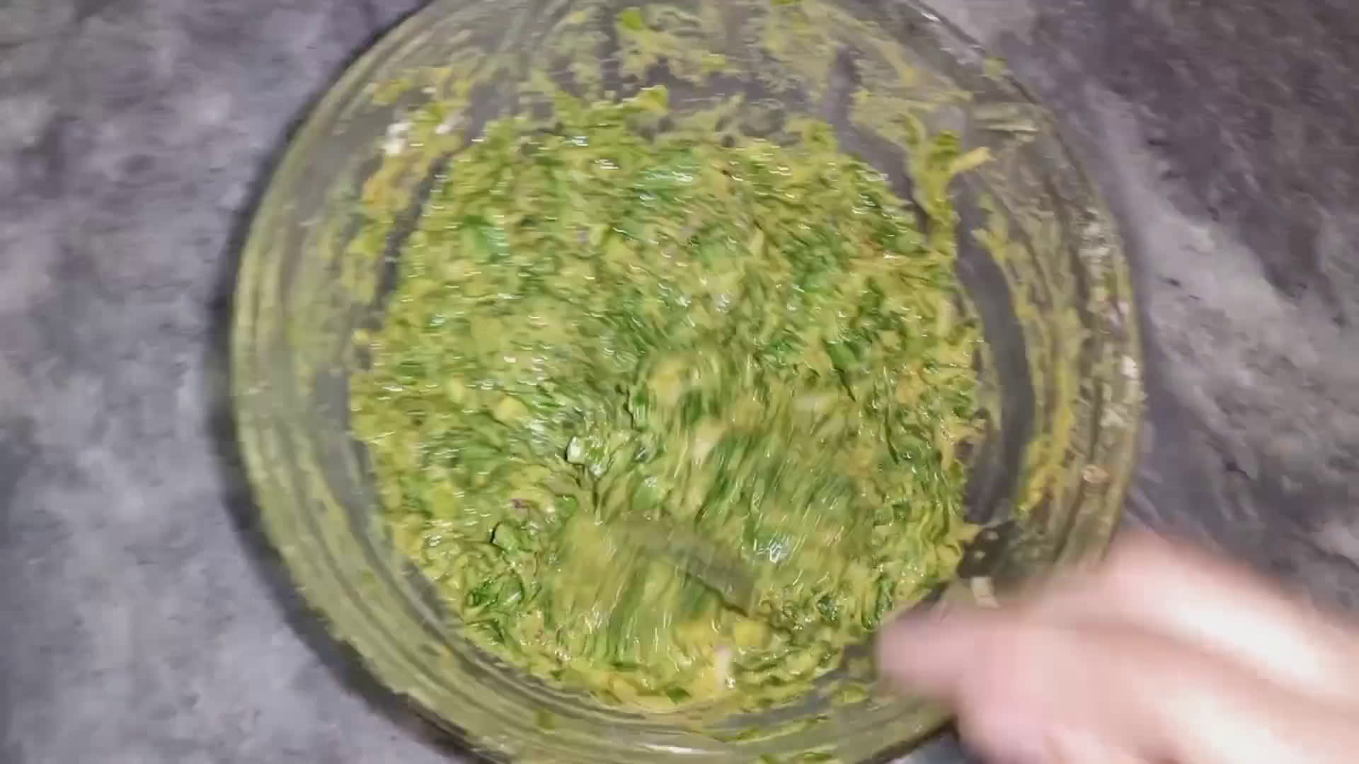 A picture of step 1 of 💚Palak Pakora💚.