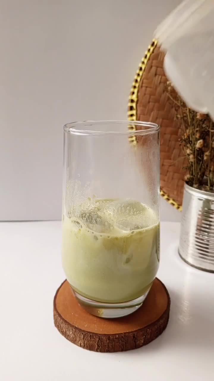 Foto langkah ke 4 dari resep Iced Creamy Matcha Latte.