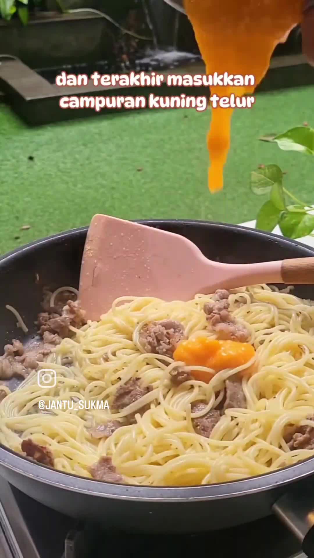 Foto langkah ke 5 dari resep Spaghetti Carbonara.