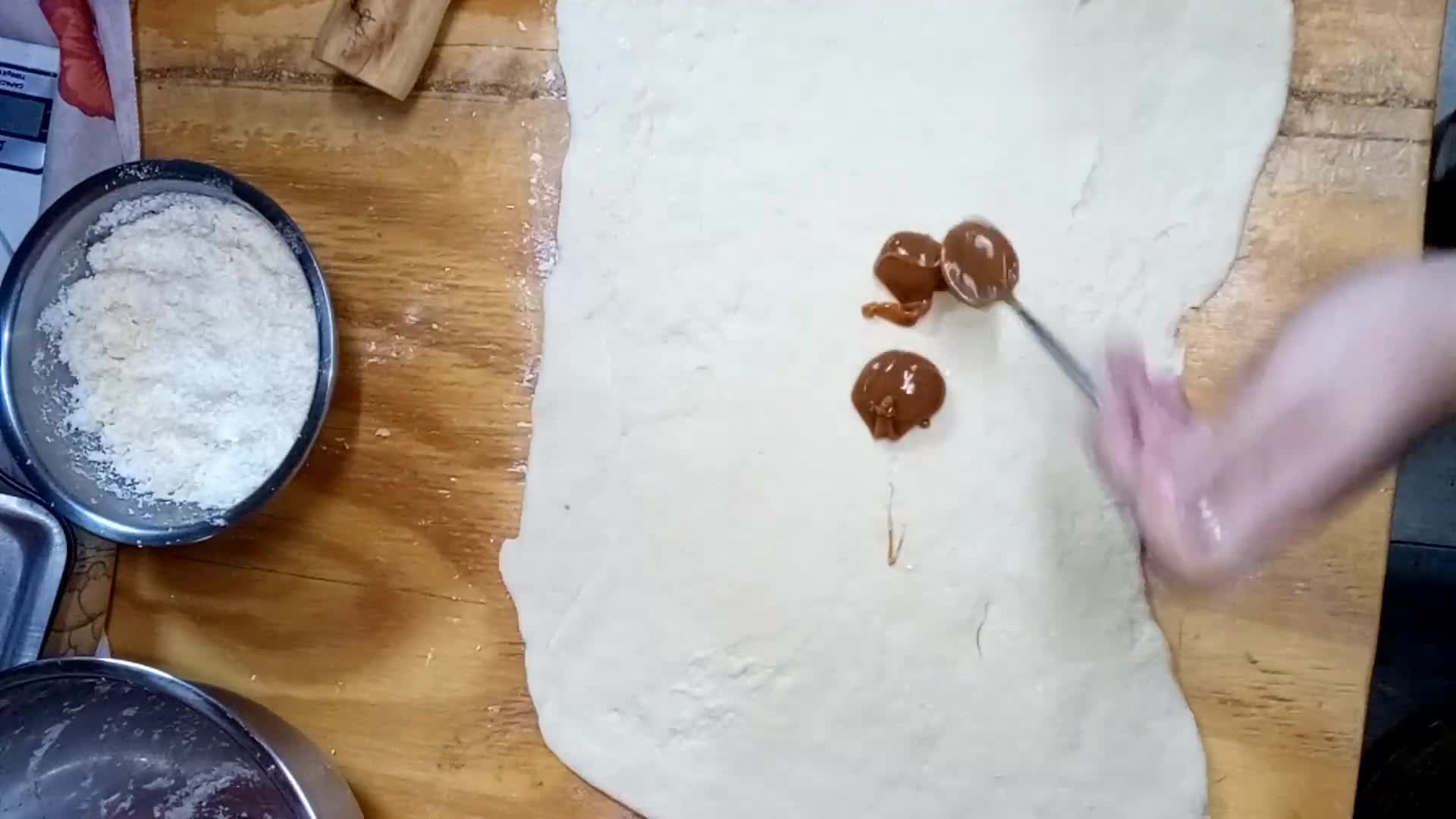 Foto del paso 8 de la receta: Torta 80 golpes con harina leudante