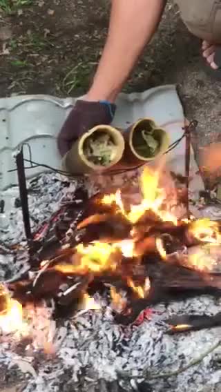 Gambar langkah 8 resipi Manok Pansoh Maggi.