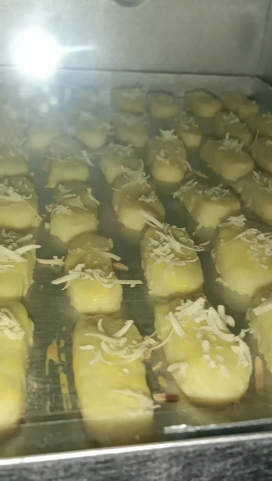 Foto langkah ke 4 dari resep Kastengel keju 🧀🧀.