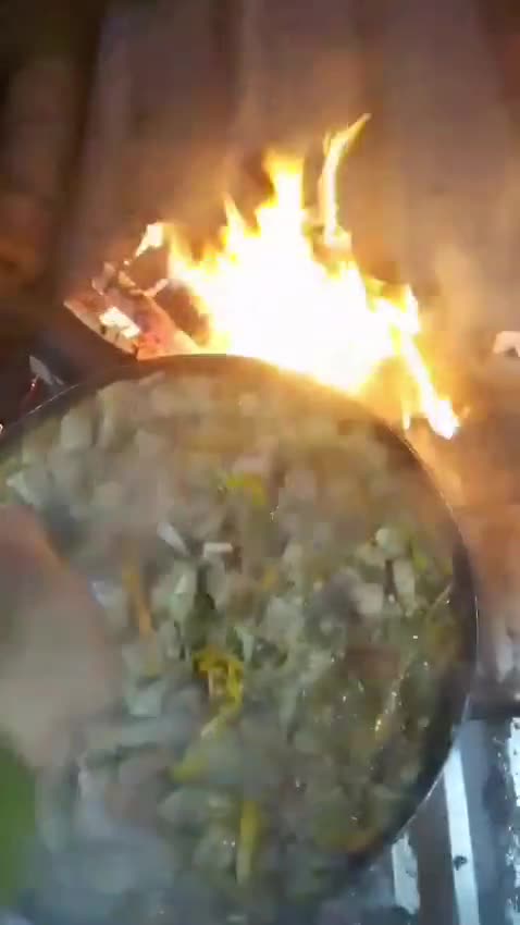 Foto del paso 5 de la receta: Bondiola al mix de morrones al disco