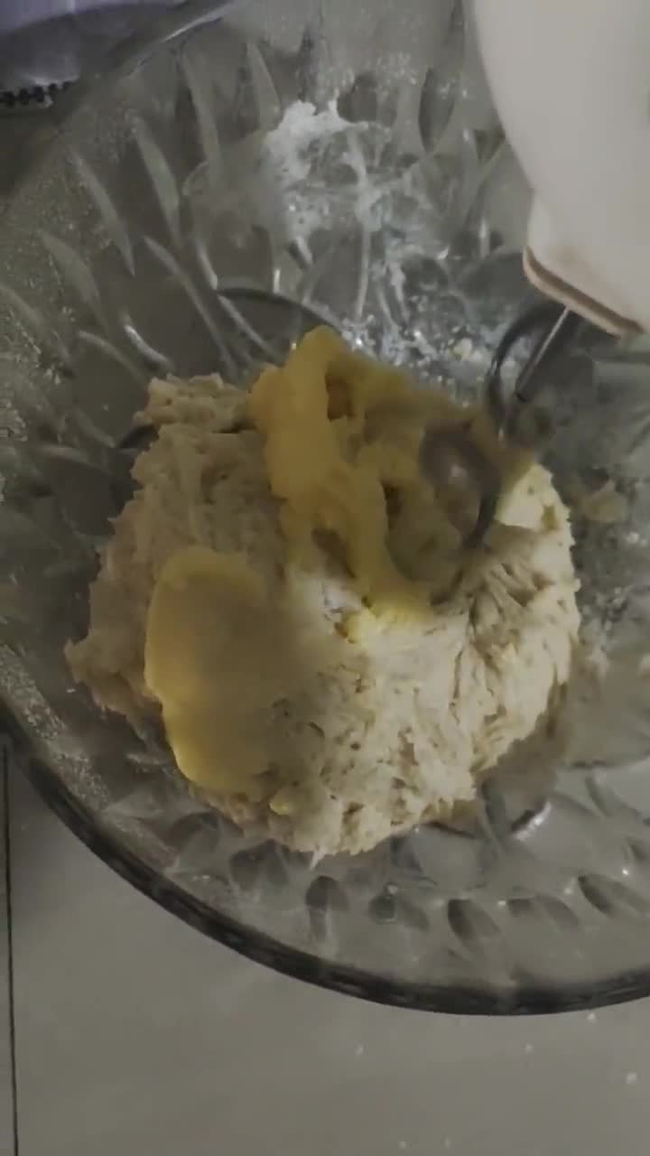 Foto langkah ke 4 dari resep Roti Tawar Ulir.