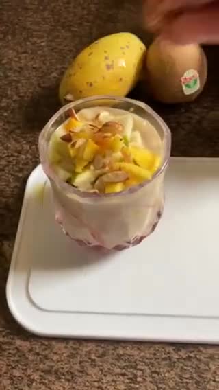 फलाहारी फ़्रूट कस्टर्ड (बिना दूध और कस्टर्ड पाउडर) (Falahari fruit custard recipe in hindi) रेसिपी चरण 6 फोटो