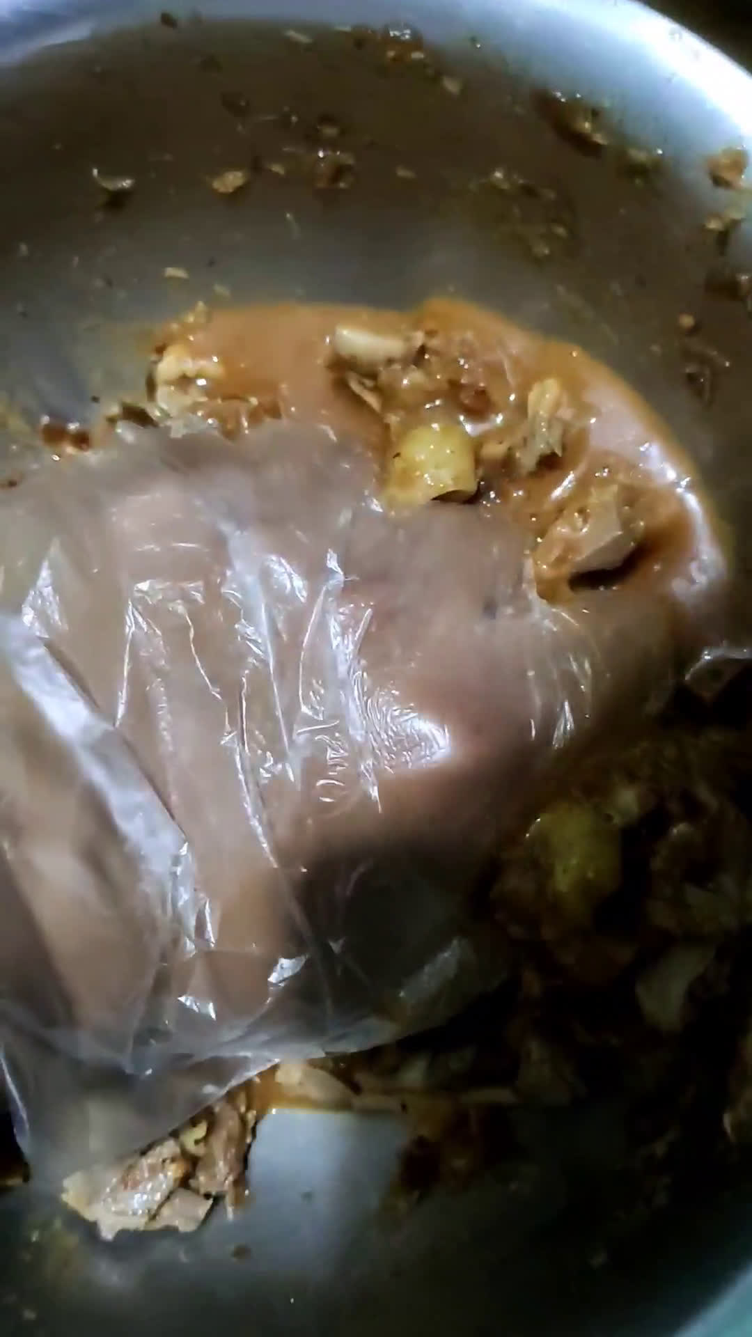รูปขั้นตอนการทำที่ 5 ของ ไก่นอกหม้อ