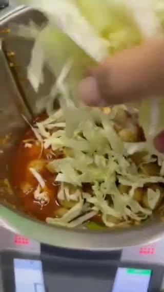 Gambar langkah 4 resipi Bihun Goreng Tomyam.