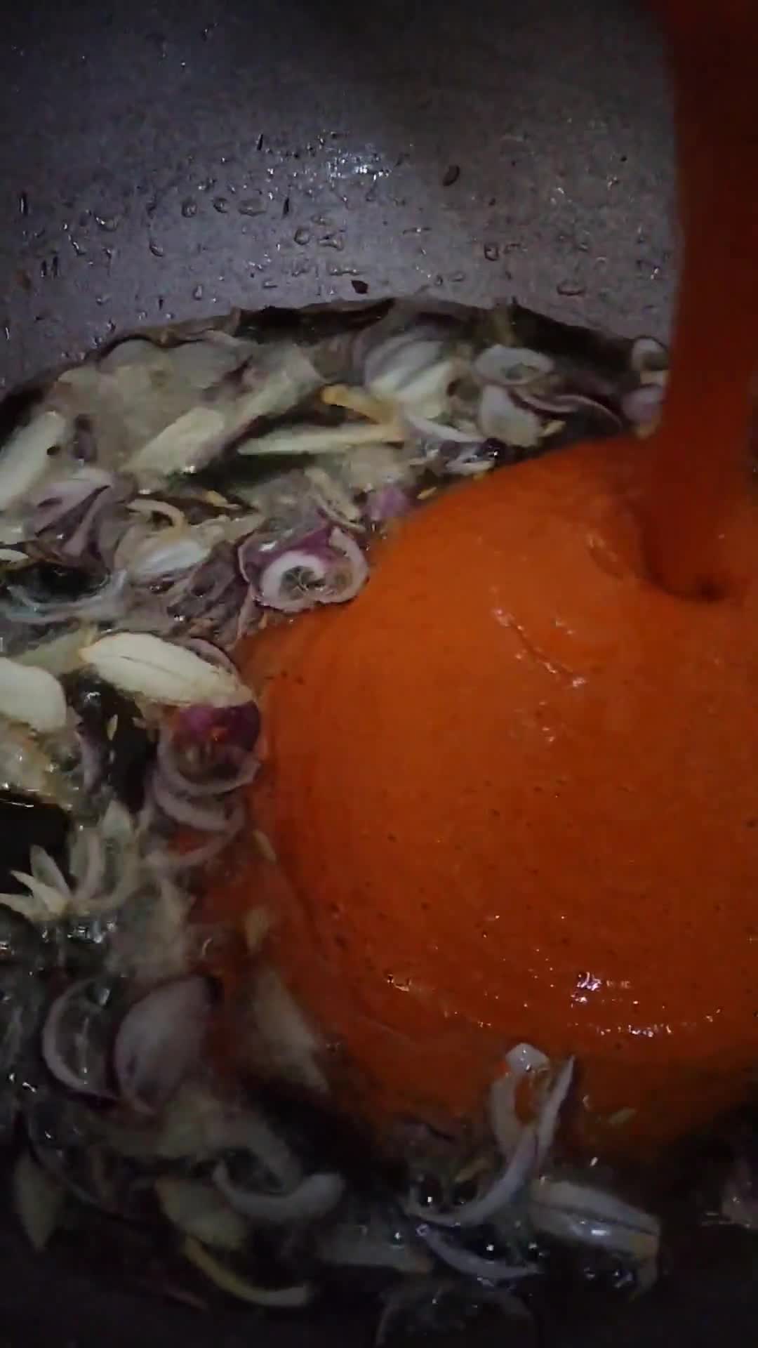 Gambar langkah 1 resipi Kari kepala ikan.