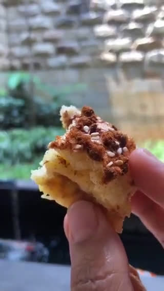 Foto langkah ke 6 dari resep Chicken Floss Castella.