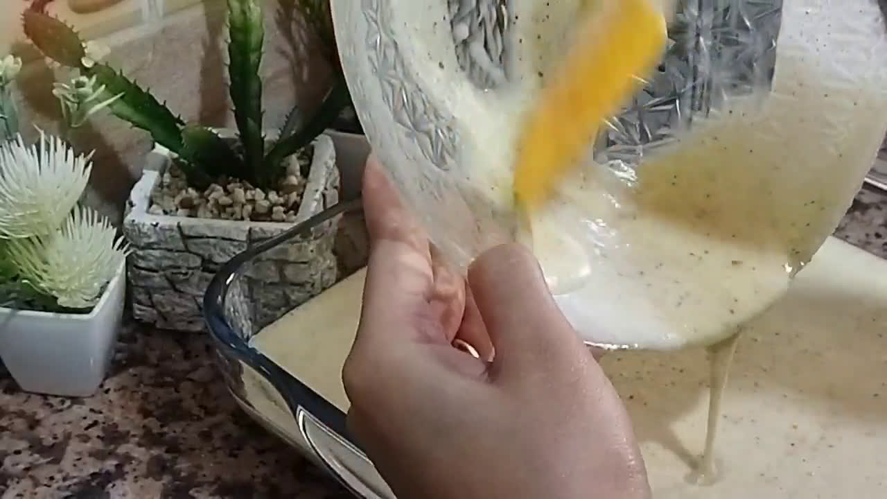 صورة لخطوة 1 من وصفة بسبوسة باللوز رائعة جداً في المذاق بتقنية سهلة وسريعة 👌