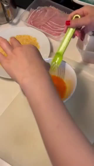 Foto langkah ke 2 dari resep Pork Katsu.