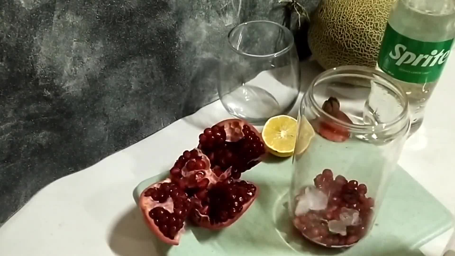 Foto langkah ke 4 dari resep Delima Mojito.