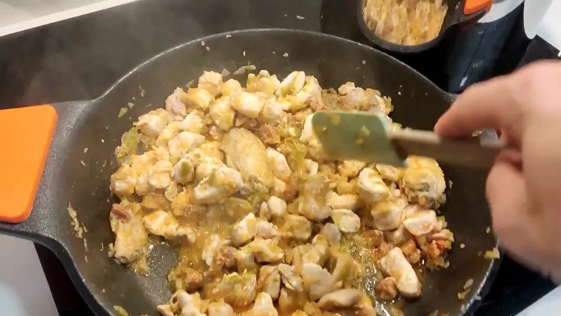 Foto del paso 3 de la receta: Paella Gancedo (Arroz con pollo y chorizo)