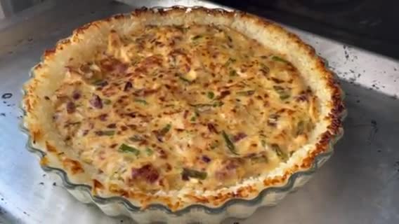 Foto del paso 5 de la receta: Quiche de pollo y verdura con base de arroz 🌾