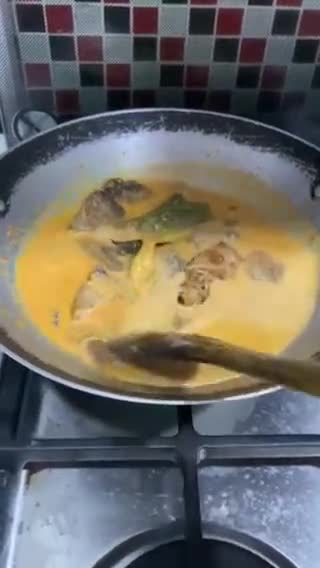 Foto langkah ke 3 dari resep Tongkol Kuah Pedas.