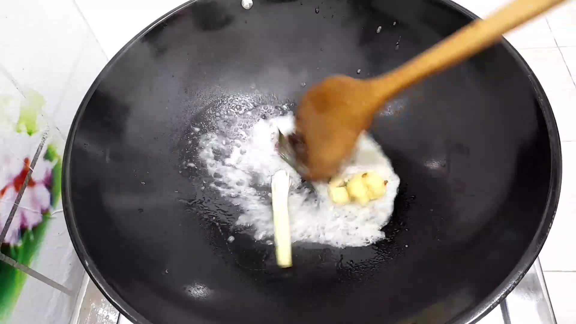 Foto langkah ke 3 dari resep Sup ceker ayam favorit keluarga.