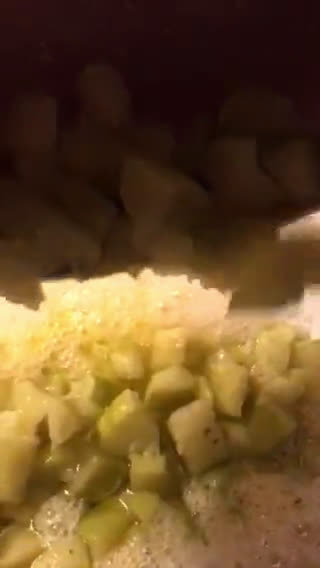 Foto del paso 5 de la receta: Tortilla de calabacín blanco, sin más