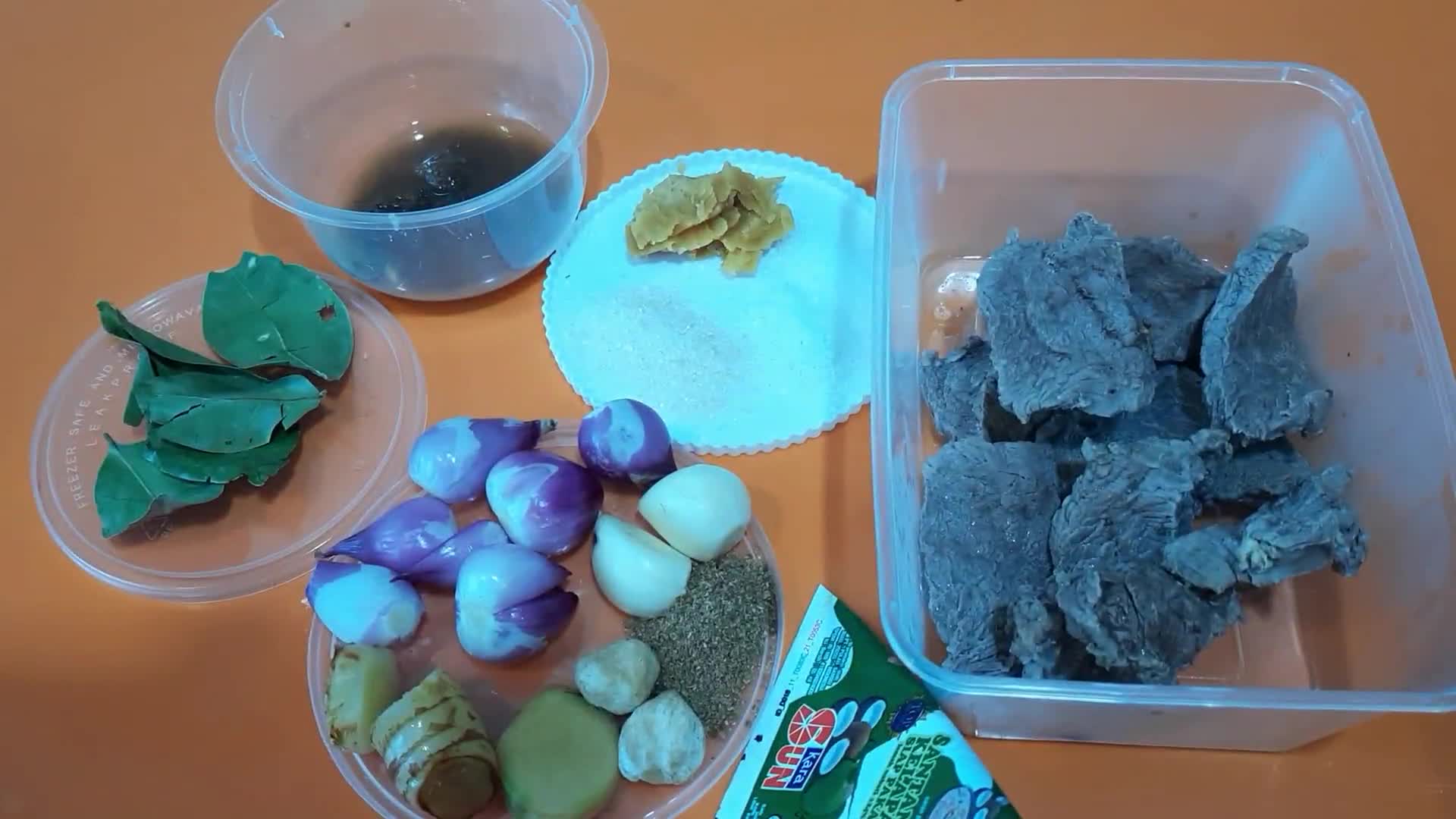 Foto langkah ke 1 dari resep Empal gepuk daging sapi.