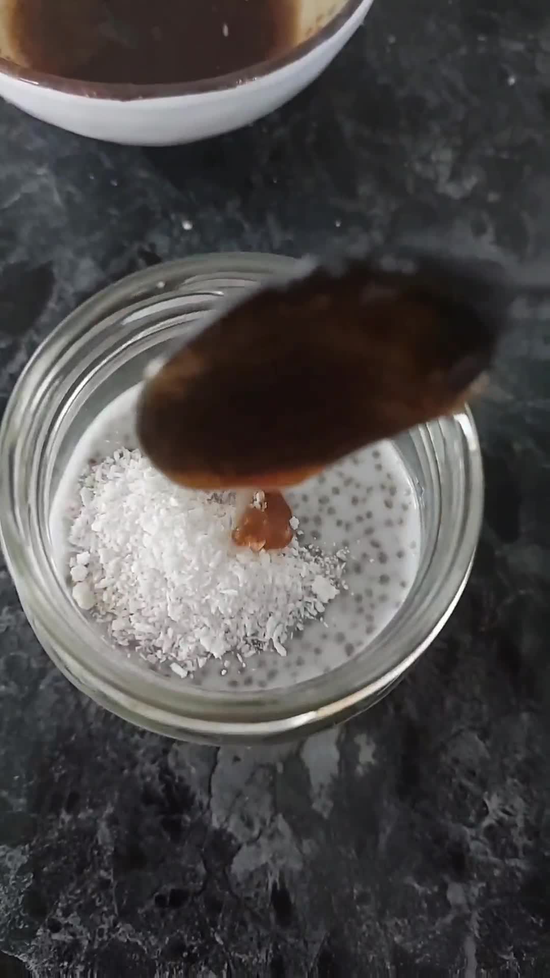 Foto del paso 2 de la receta: Pudin de Chía y Coco