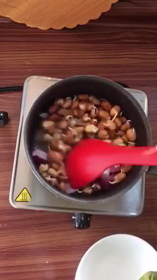 صورة لخطوة 1 من وصفة شوربة الفول النابت
