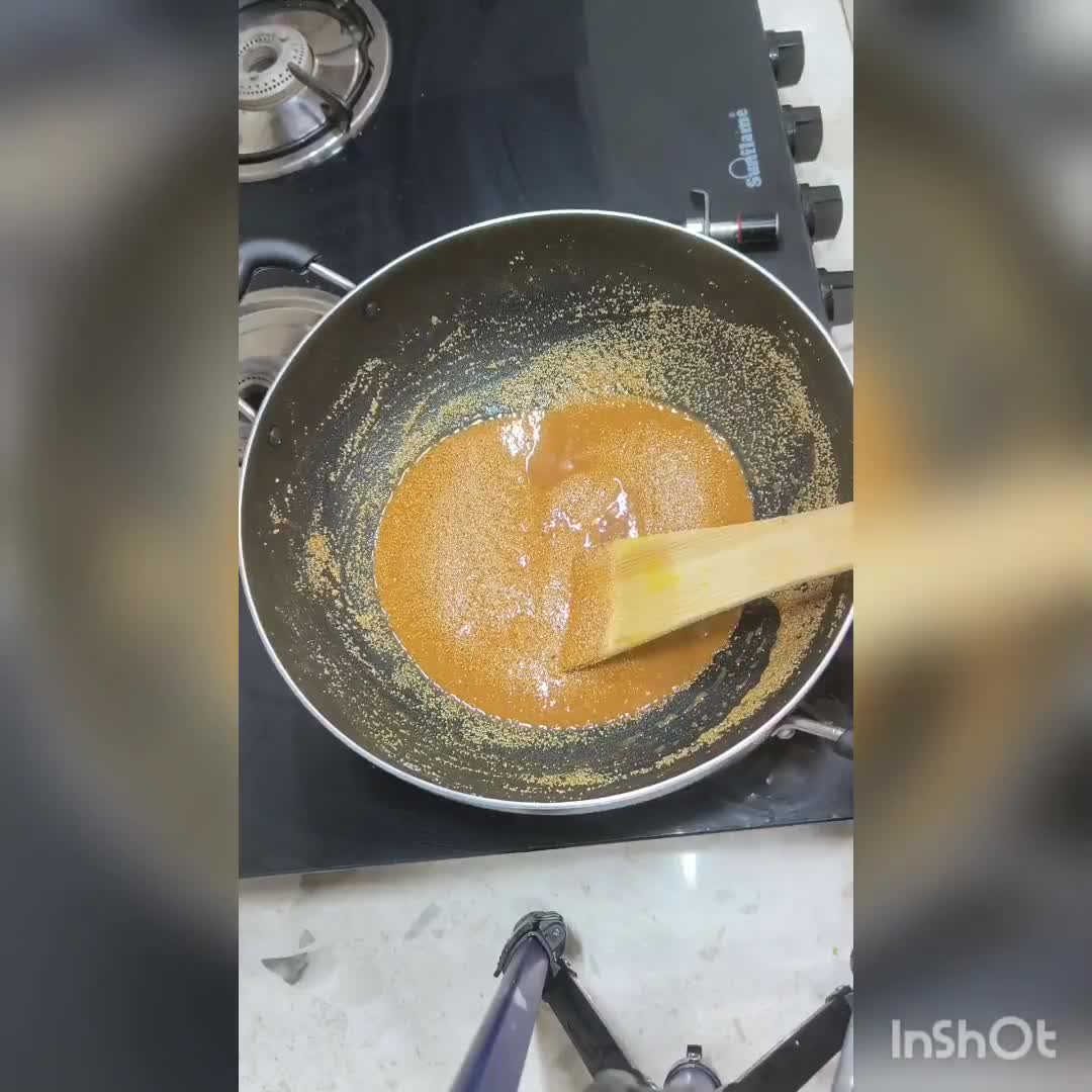 सूजी हलवा (Suji Halwa Recipe in Hindi) रेसिपी चरण 2 फोटो