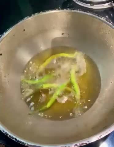 ख़स्ता आलू कचौड़ी(khasta aloo kachodi recipe in hindi) रेसिपी चरण 15 फोटो