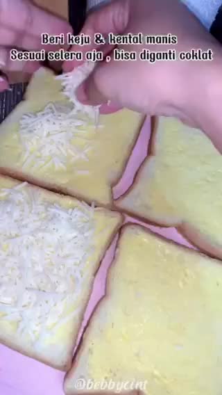 Foto langkah ke 1 dari resep Roti boy dari roti tawar.