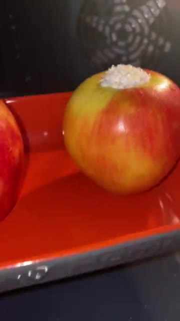 Фото кроку 2 до Печені яблука 🍎.