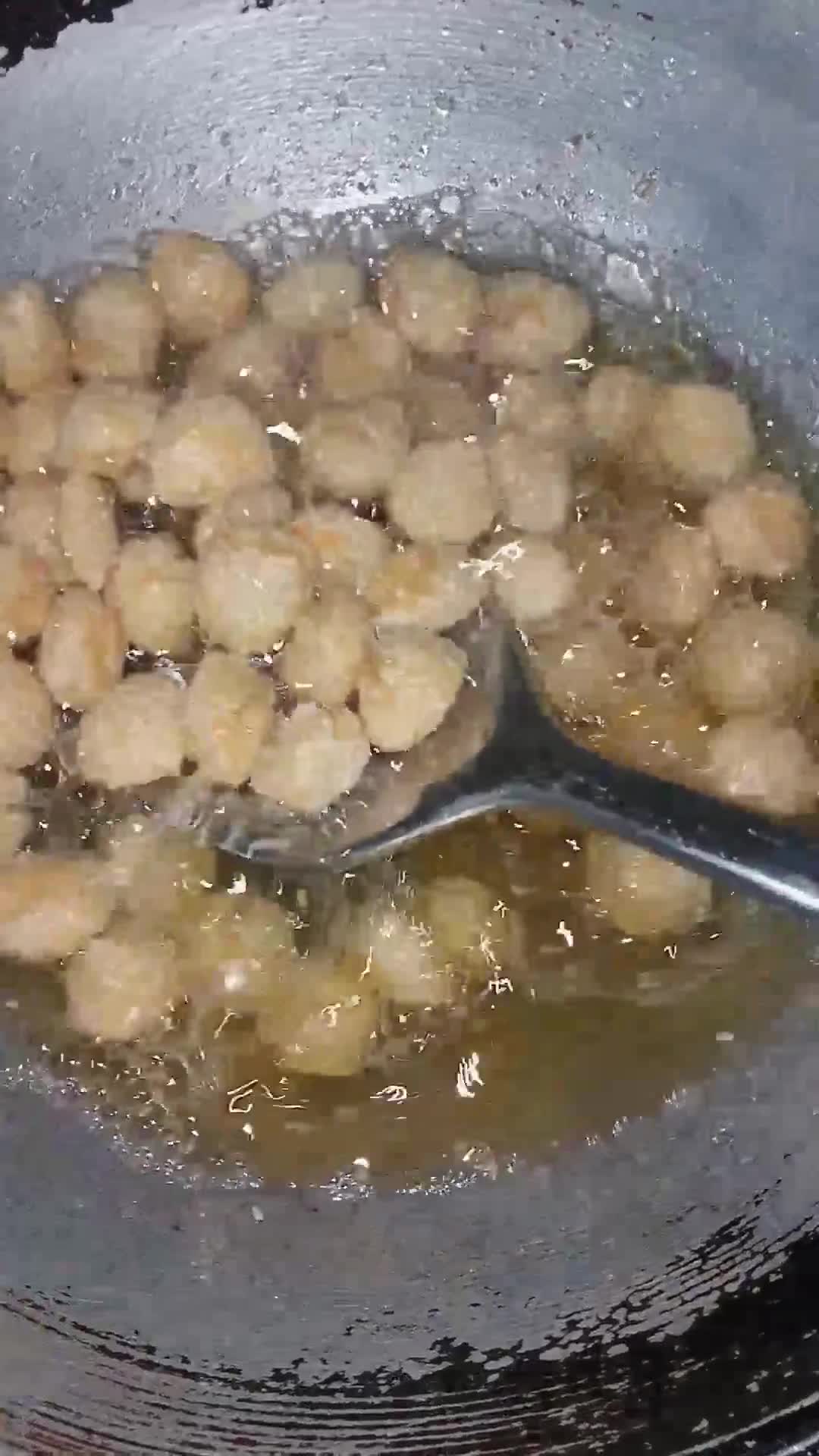 Foto langkah ke 5 dari resep Onde onde ketawa mini.
