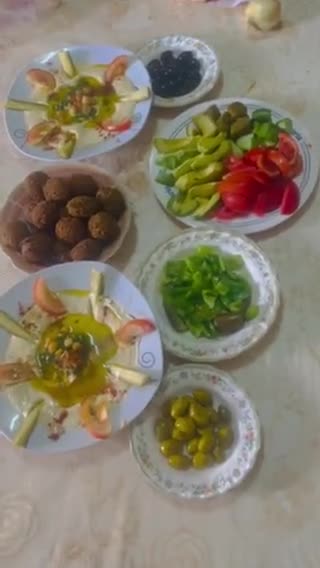 صورة لخطوة 6 من وصفة الحمص والفلافل على الفطار