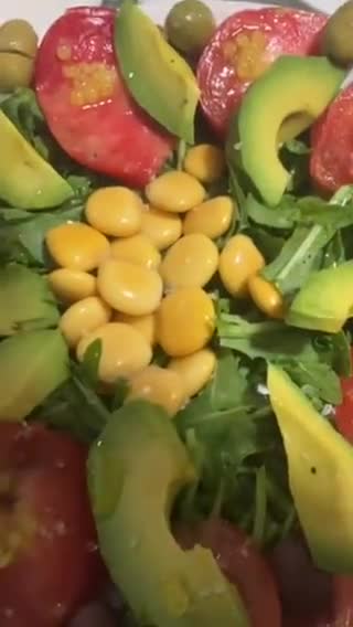 Foto del paso 7 de la receta: Ensalada de colores, con altramuces (lupines)