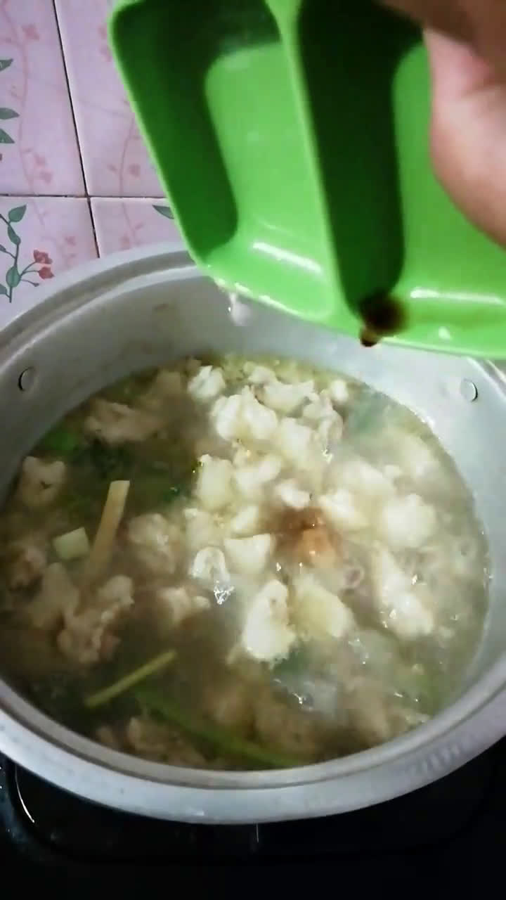 Foto langkah ke 5 dari resep 694.Soto Bandung (Dengan Kentang Goreng).