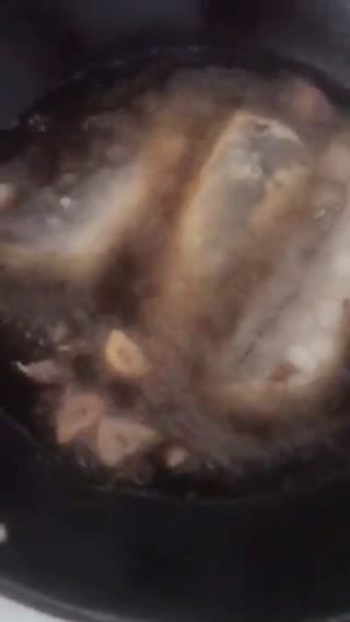 Foto del paso 3 de la receta: Merluza frita con verduritas