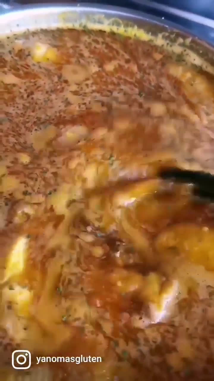 Foto del paso 3 de la receta: Arroz con pollo y gambones