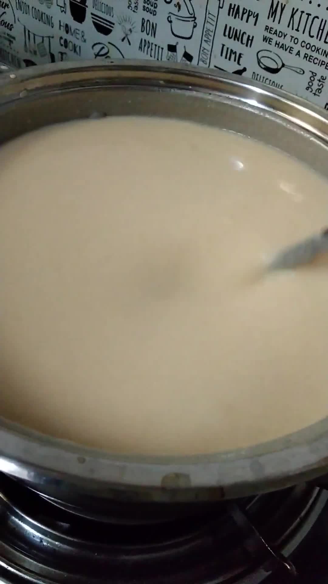 Gambar langkah 2 resipi Puding roti tembikai.