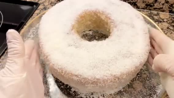 Foto del paso 11 de la receta: Pastel húmedo de coco