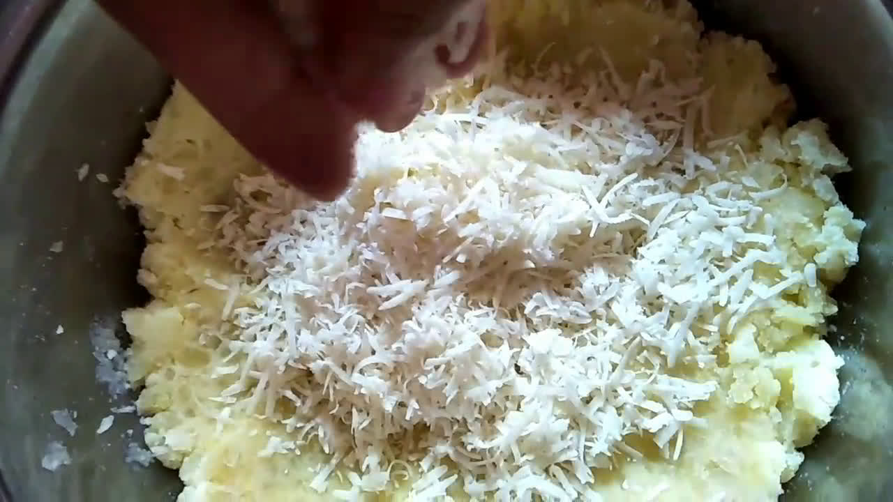 Foto langkah ke 3 dari resep Pompom potato cheese versi jumbo.